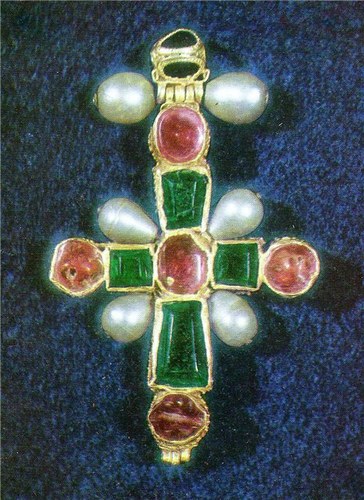 La-croce-della-regina-Tamara-XII-secolo